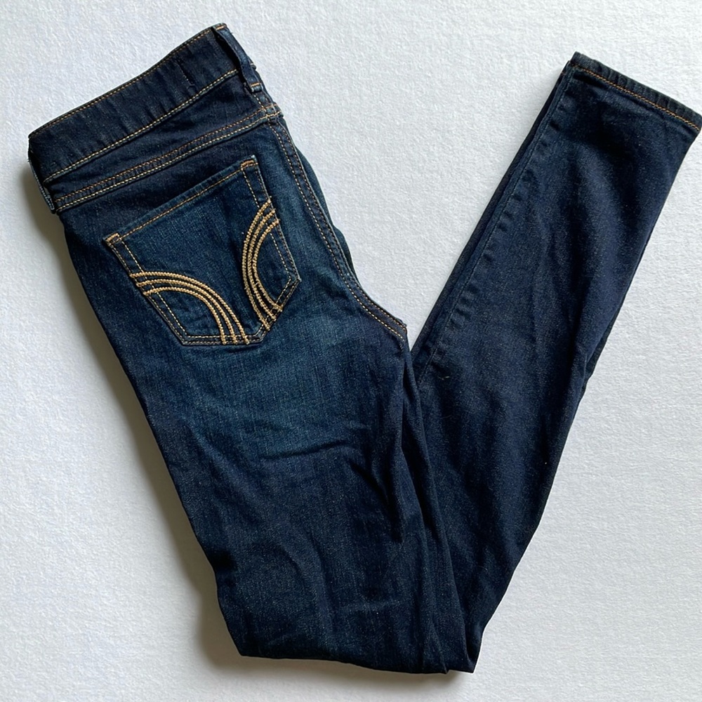 Hollister dark wash skinny jeans